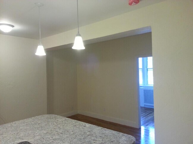 Building Photo - 2001 Commonwealth Ave