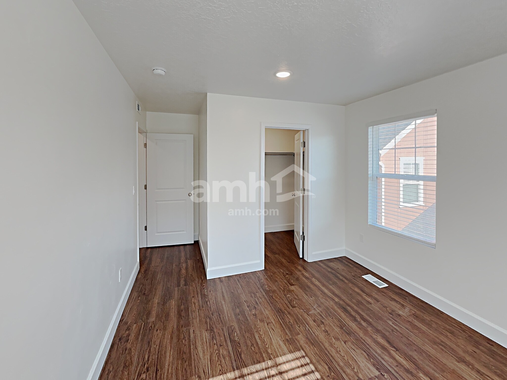 Building Photo - 6063 W Arranmore Dr