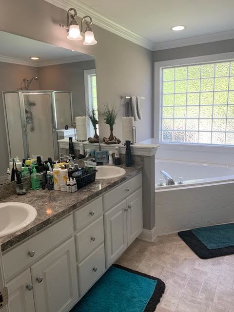 Building Photo - 1125 Sebring Dr