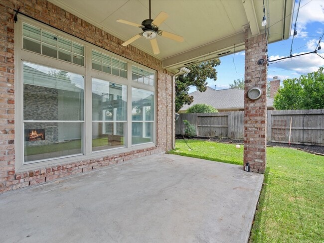 Building Photo - 1523 Orchard Park Dr