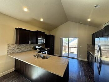 Building Photo - 3387 Northeast Crystal Springs Drive