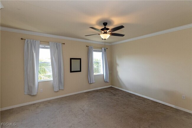 Building Photo - 8880 Via Isola Court