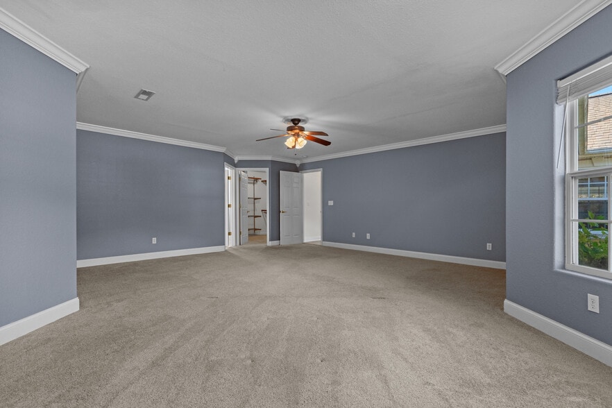 Building Photo - 2409 Hunters Trl