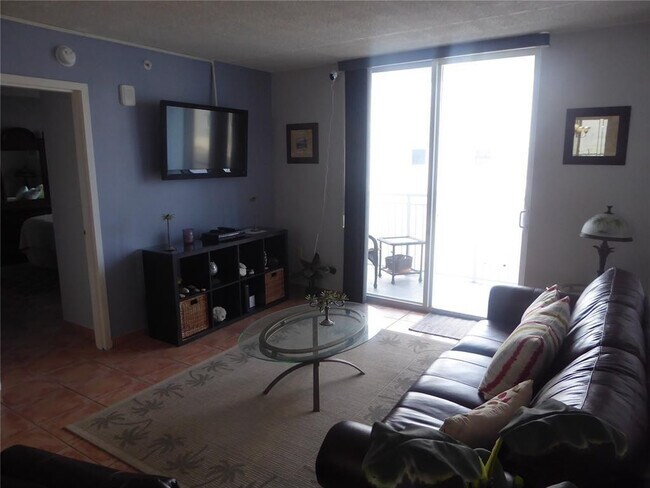 Building Photo - 6969 Collins Ave