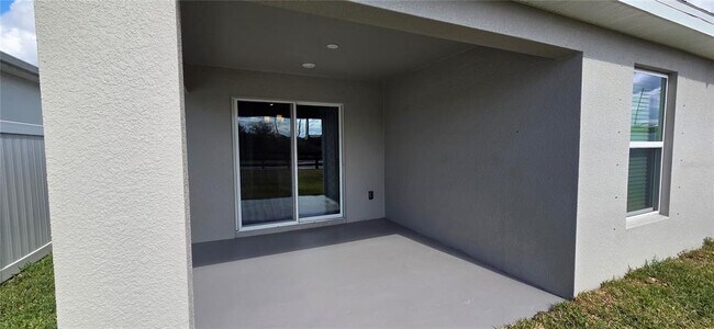 Building Photo - 202 Polermo Ave