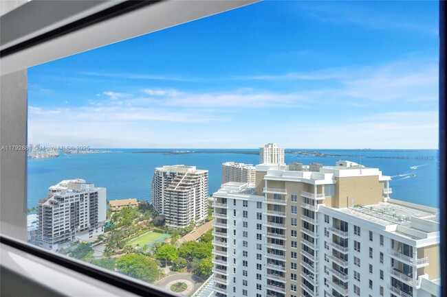 Building Photo - 801 Brickell Key Blvd