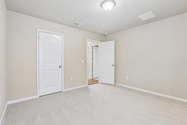 Building Photo - 10604 Menominee Falls Ln