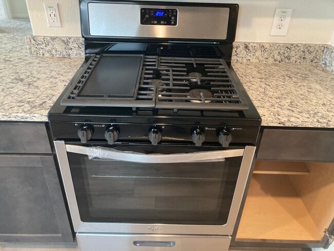 Building Photo - 3007 Boran Dr