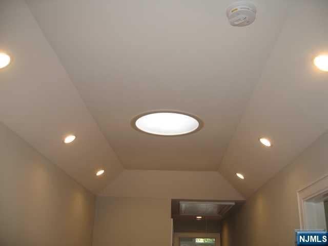 Building Photo - 818 Jassamine Way