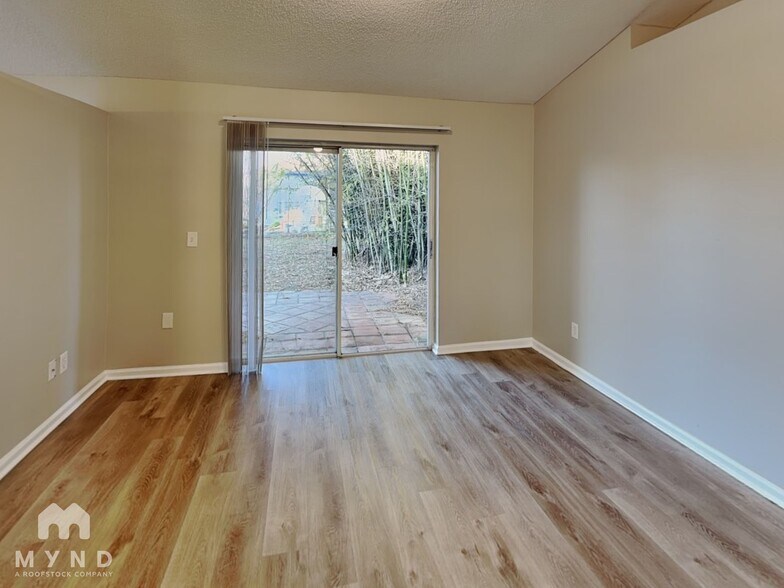 Building Photo - 2581 Sage Dr