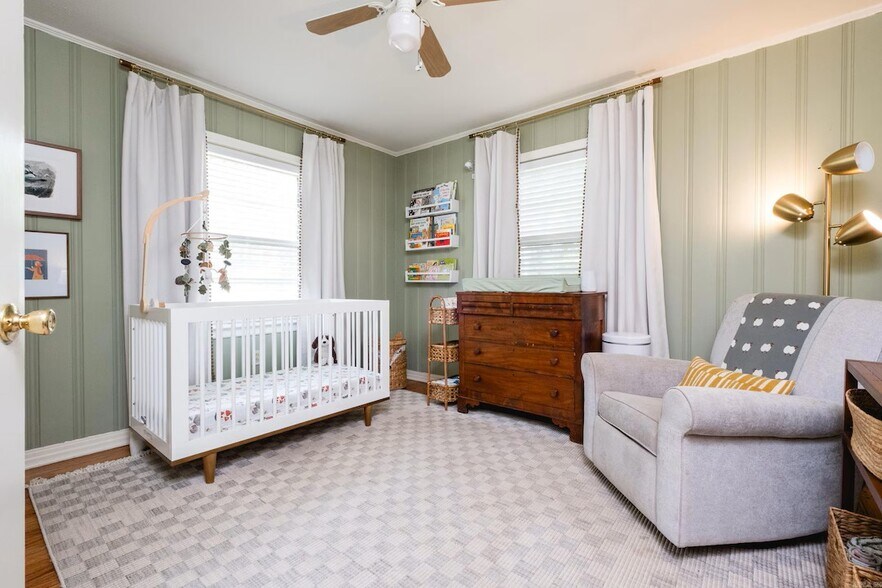 Building Photo - 2100 Durwood Rd