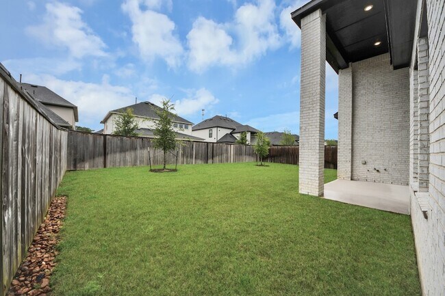 Building Photo - 26907 Southwick Vly Ln
