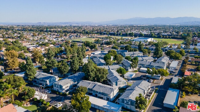 Building Photo - 926 W Philadelphia St