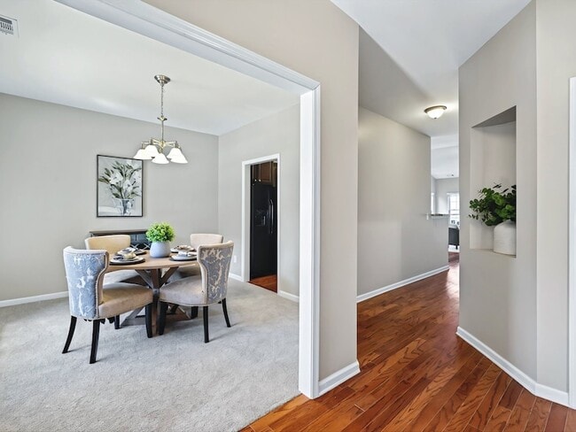 Building Photo - 2438 Arden Village Dr