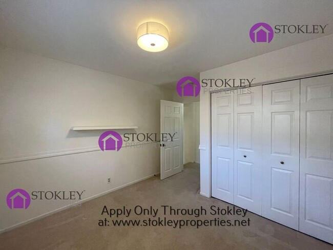 Building Photo - 149 Alegra Ln