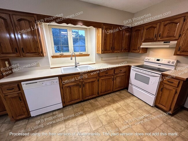 Building Photo - 3417 Ridge Dr
