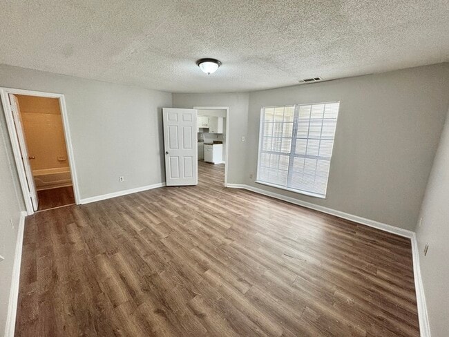 Building Photo - 4136 Garden Birch Cove