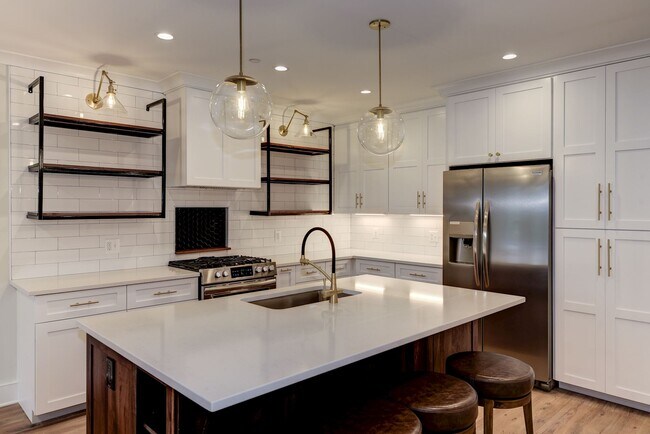 Building Photo - 4107 New Hampshire Ave NW