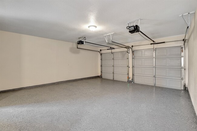 Building Photo - 2505 Dewberry Ln