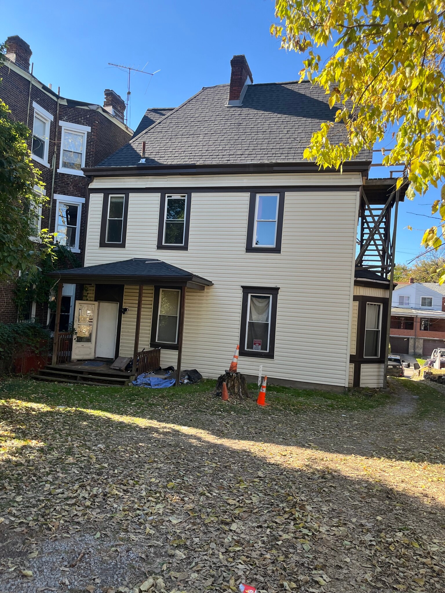 Building Photo - 3212 Dawson St