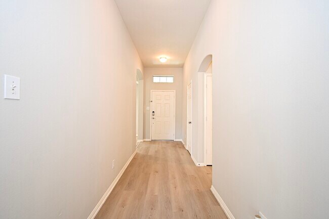 Building Photo - 3111 Myrtle Ranch Dr
