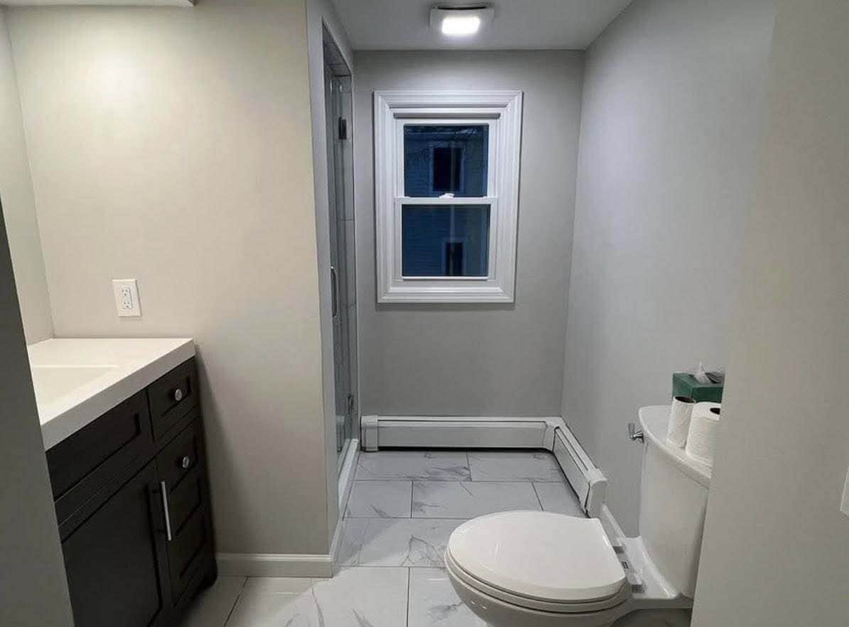 Building Photo - 252 Knickerbocker Rd