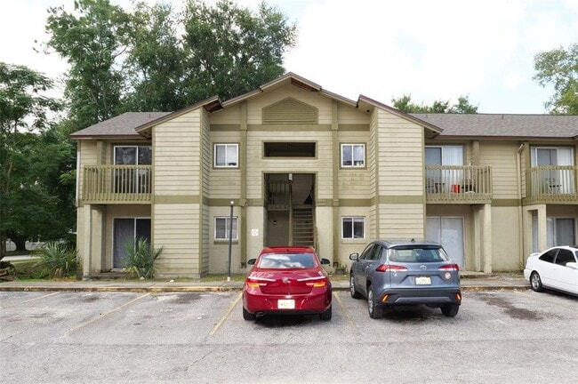 Building Photo - 2054 Bowen Dr