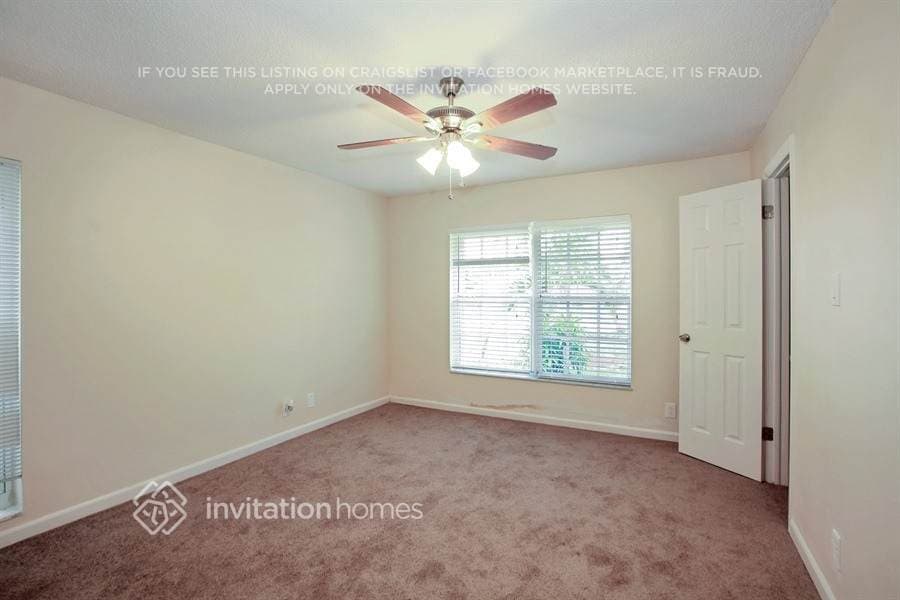 Building Photo - 9361 NW 37th Ct