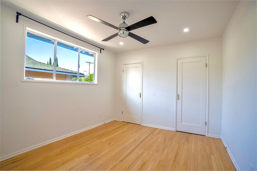 Building Photo - 12735 Fairford Ave