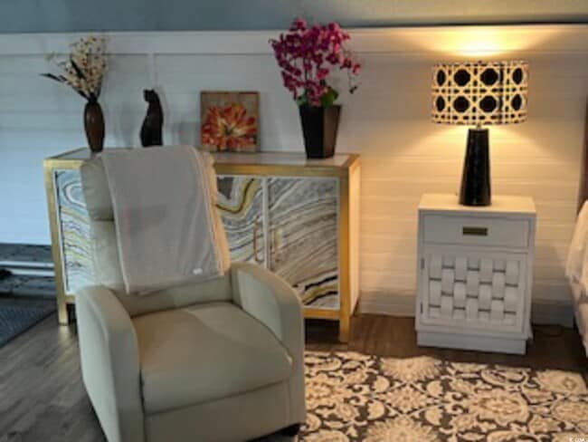 Building Photo - 5588 Daybreak Rd