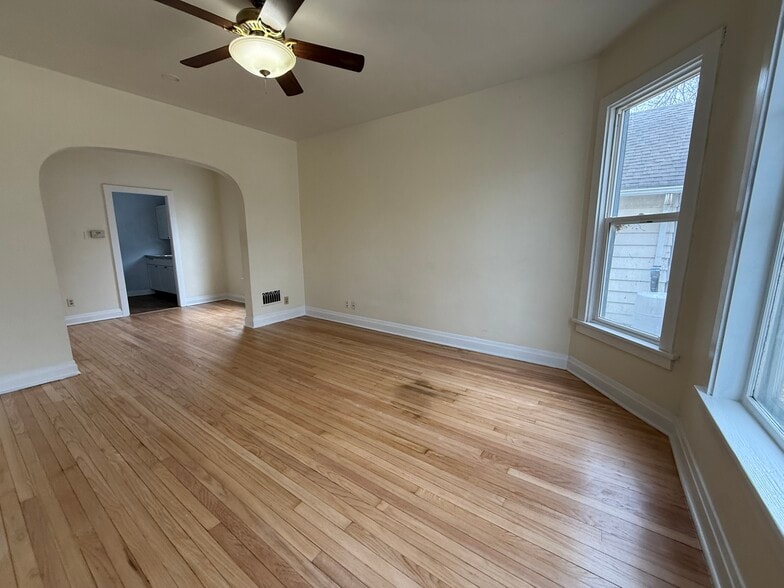 Building Photo - 2624 Union St