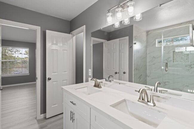 Building Photo - 14642 Alannah Lagoon Ct