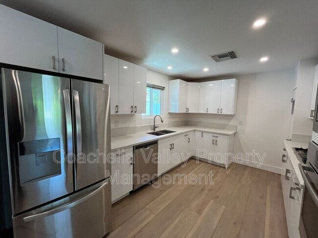 Building Photo - 38700 Paradise Way