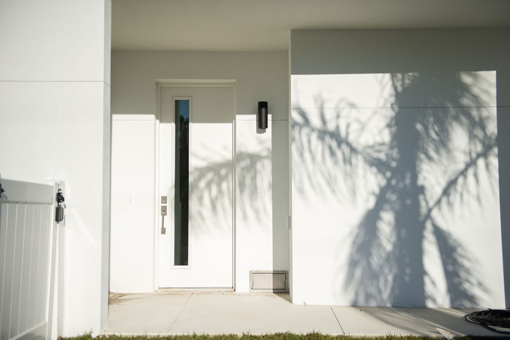Building Photo - 3820 Pompano Dr SE