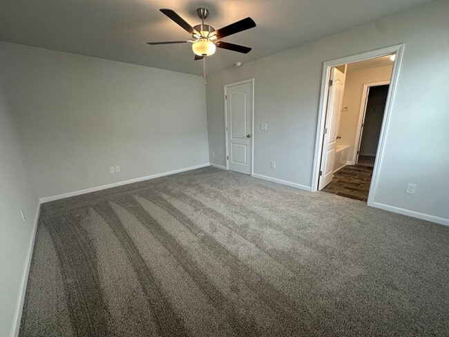 Building Photo - 191 Hornet Dr