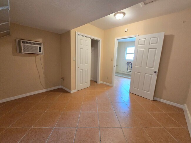 Building Photo - 3125 Irving St