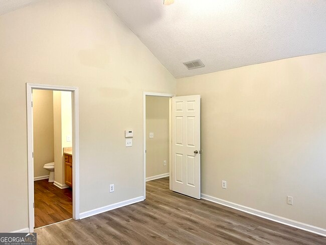 Building Photo - 29 Preserve Dr