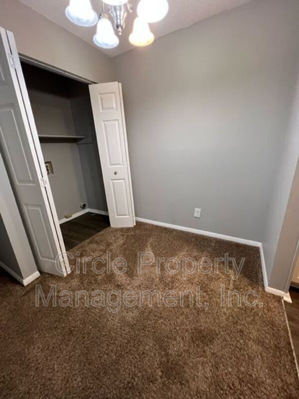 Building Photo - 4017 Hunters Ridge Dr SW