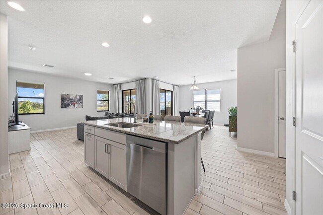 Building Photo - 8080 Lucent Ct