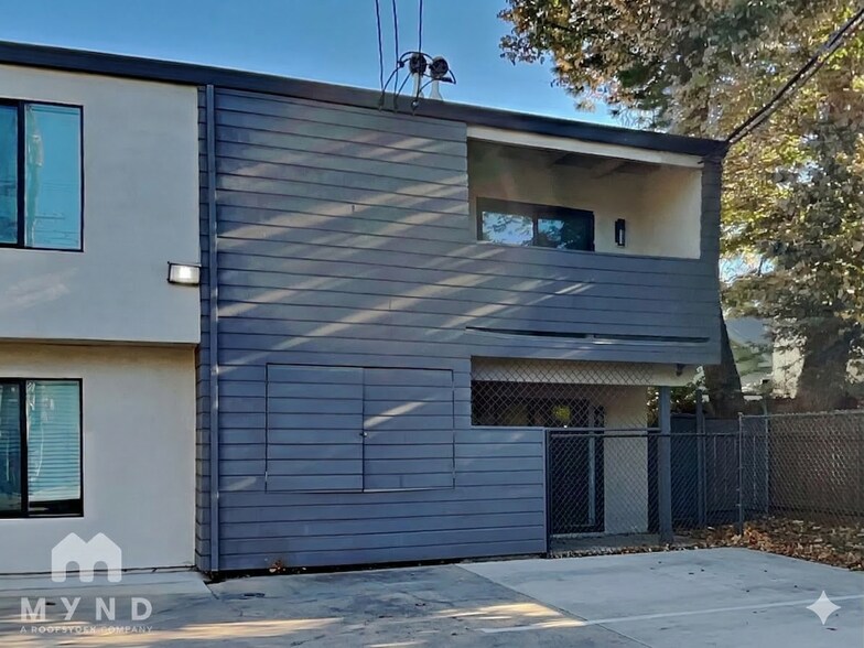 Building Photo - 2524 T St