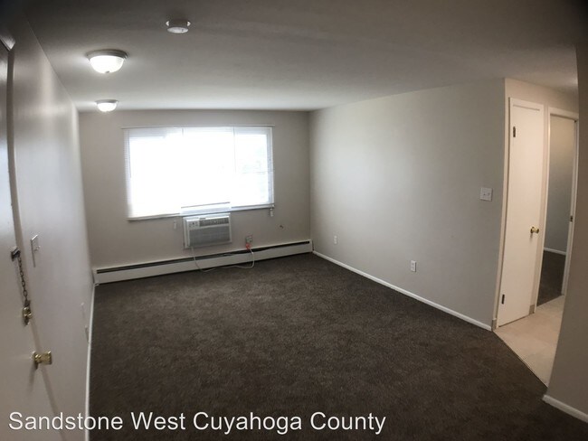 Building Photo - 1456 W 107th St