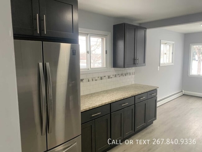 Building Photo - 18 Armor Ct