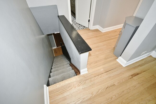 Building Photo - Beautiful 3 Bedrooms, 1 bathroom House Available Now!