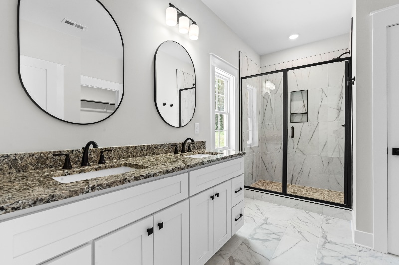 Building Photo - 150 Vast View Wy