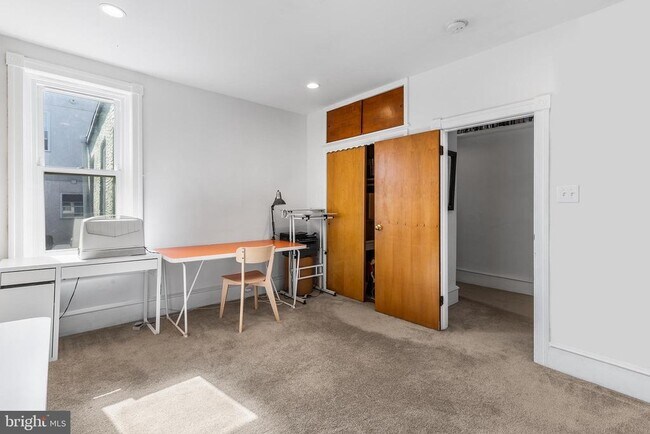 Building Photo - 1513 E Moyamensing Ave