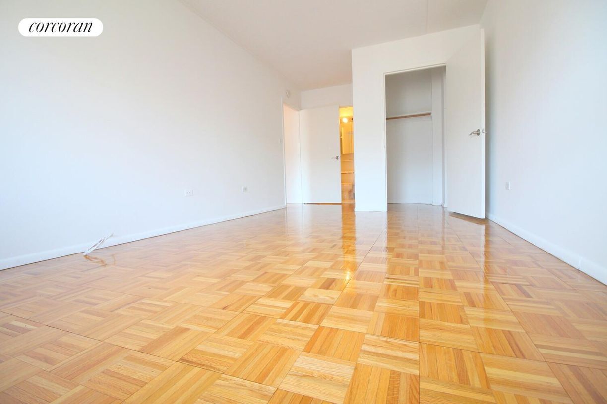 Building Photo - 225 Eighth Avenue 7G