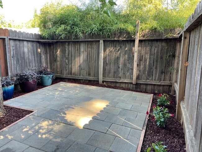 Building Photo - 1 Bdrm, 1 Bath ADU near Sutter Street - Historic Folsom