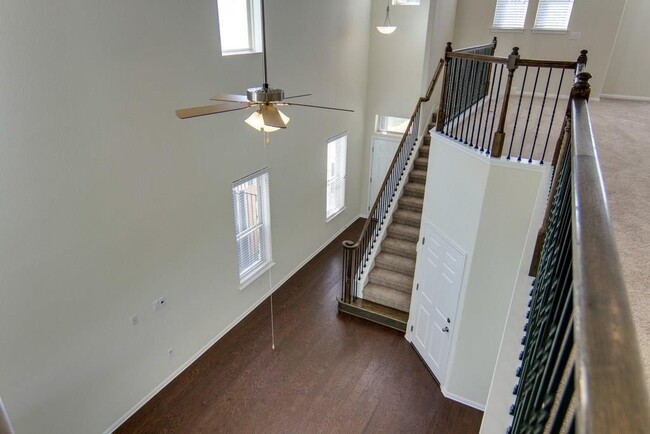 Building Photo - 3240 E Whitestone Blvd