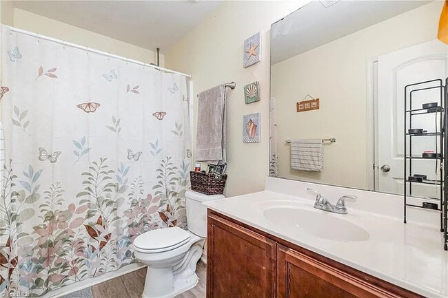 Building Photo - Earn Wealth While Leasing - Like a Homeown...