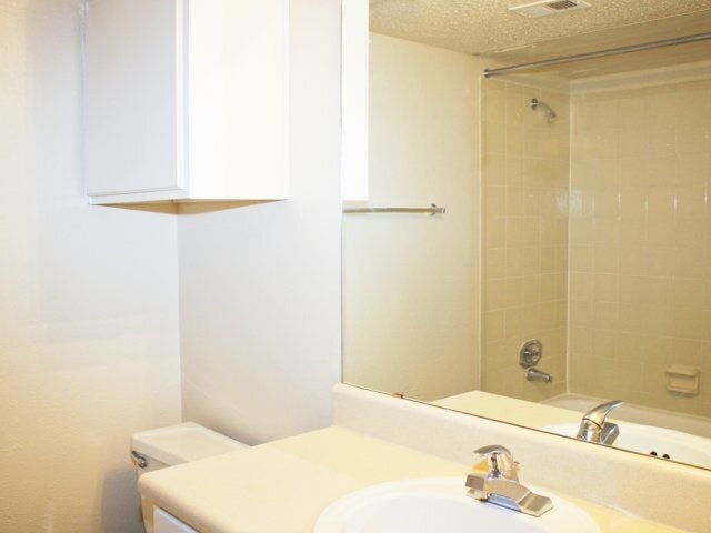 Building Photo - 1266 Taylor Draper Ln